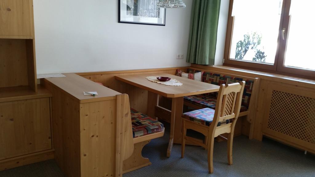Ferienwohnung Haus Tuxerklamm Finkenberg Zimmer foto